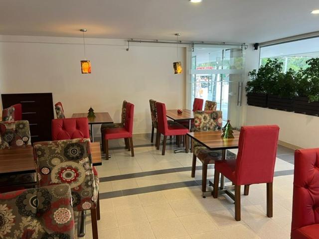 Hotel Juan Maria Tuluá エクステリア 写真