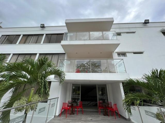 Hotel Juan Maria Tuluá エクステリア 写真