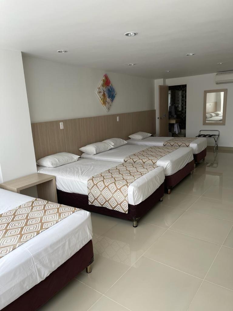 Hotel Juan Maria Tuluá エクステリア 写真