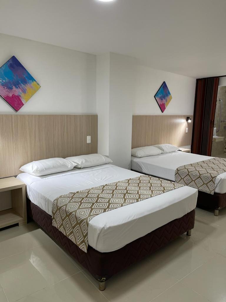 Hotel Juan Maria Tuluá エクステリア 写真